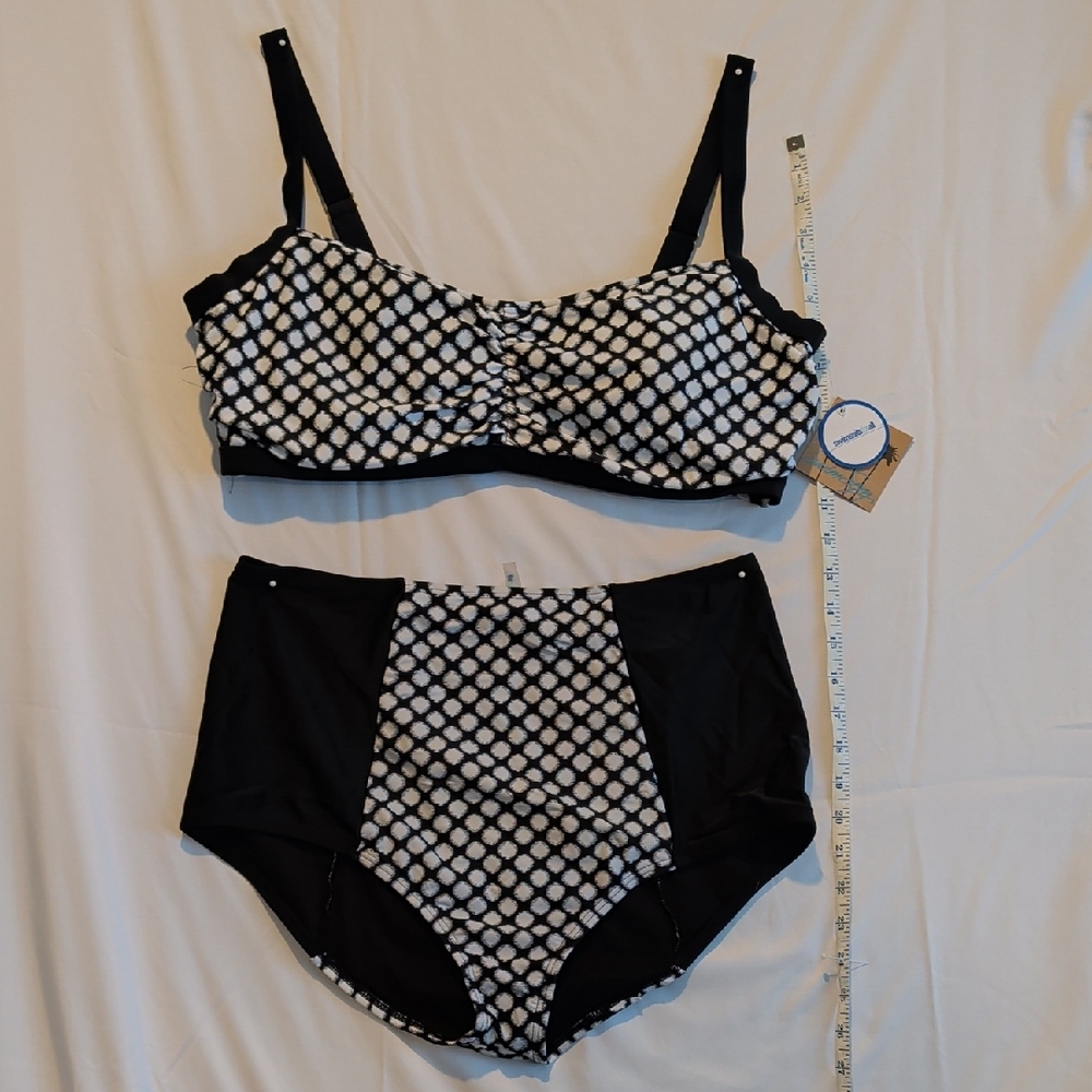 Black and White Women's Swimwear Set